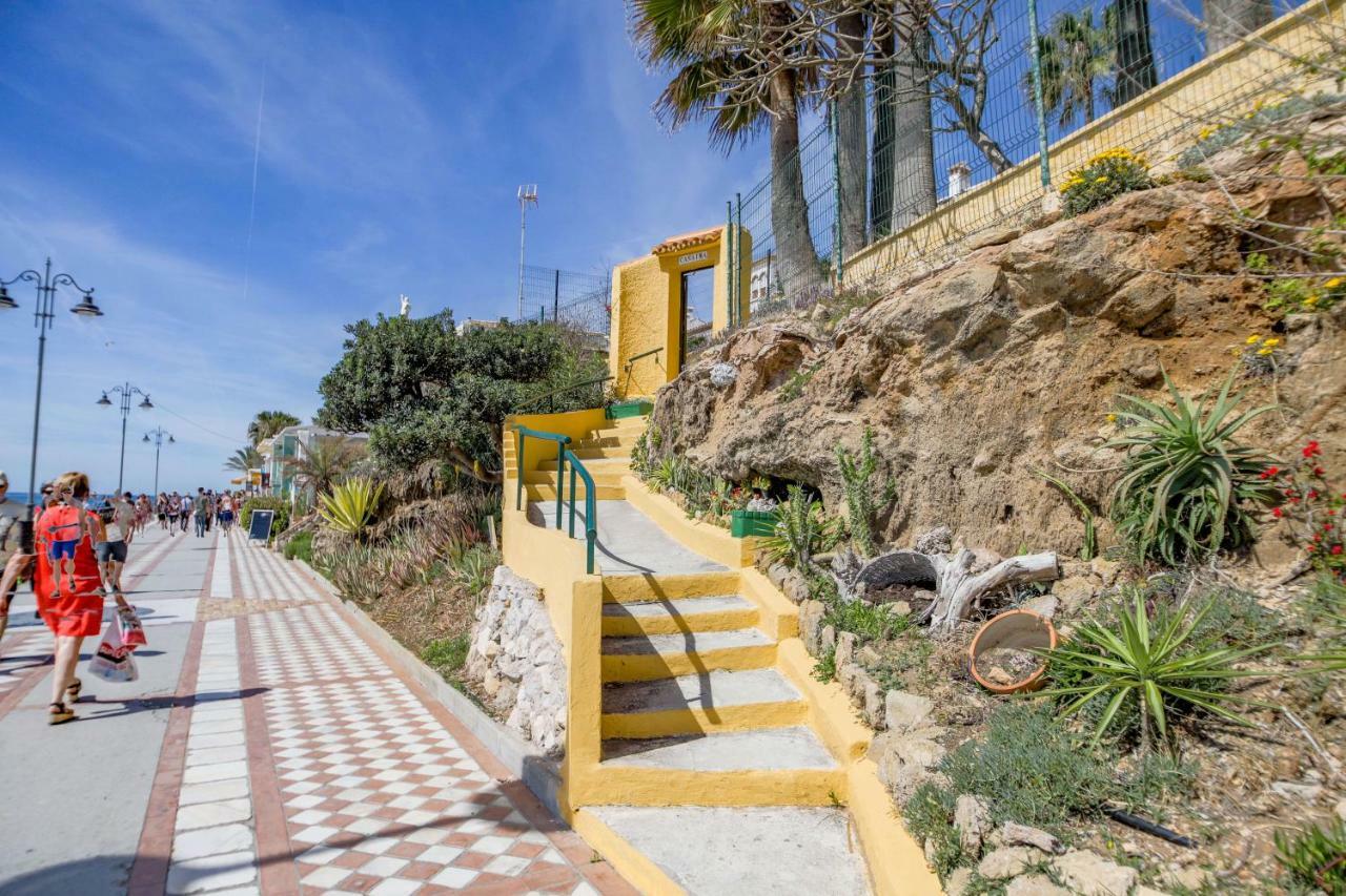 Fantanstico Apartamento Sobre El Mar Benalmadena Exterior photo