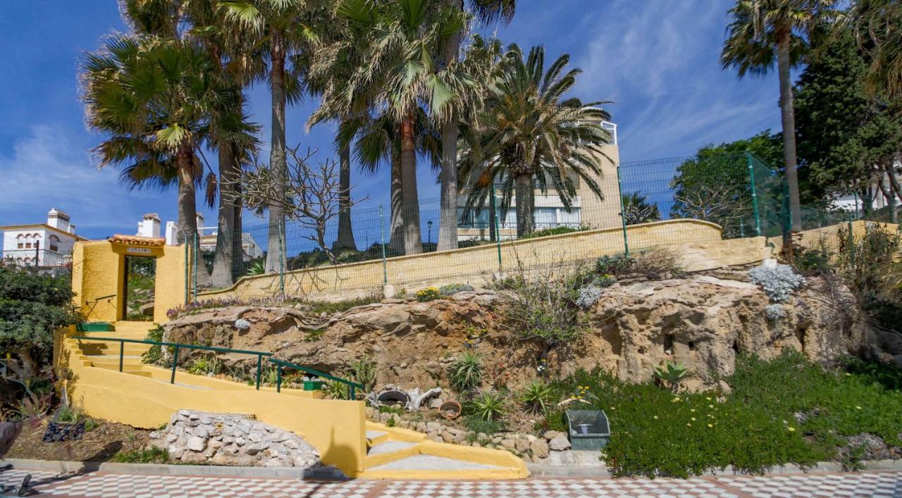 Fantanstico Apartamento Sobre El Mar Benalmadena Exterior photo